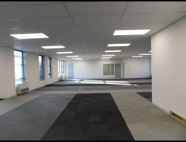2,001M² OFFICE TO LET IN ROSEBANK